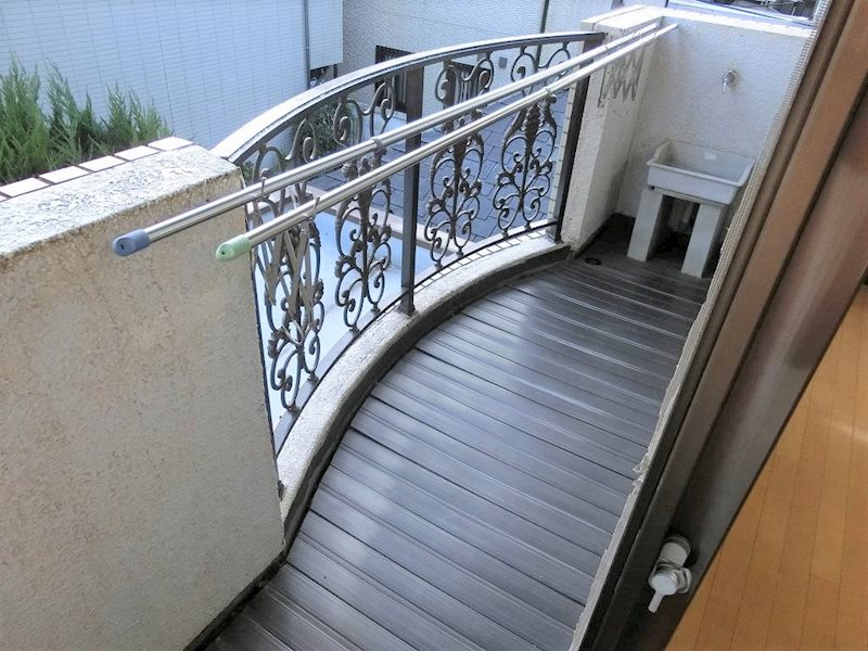 プラスペアティ ベランダ