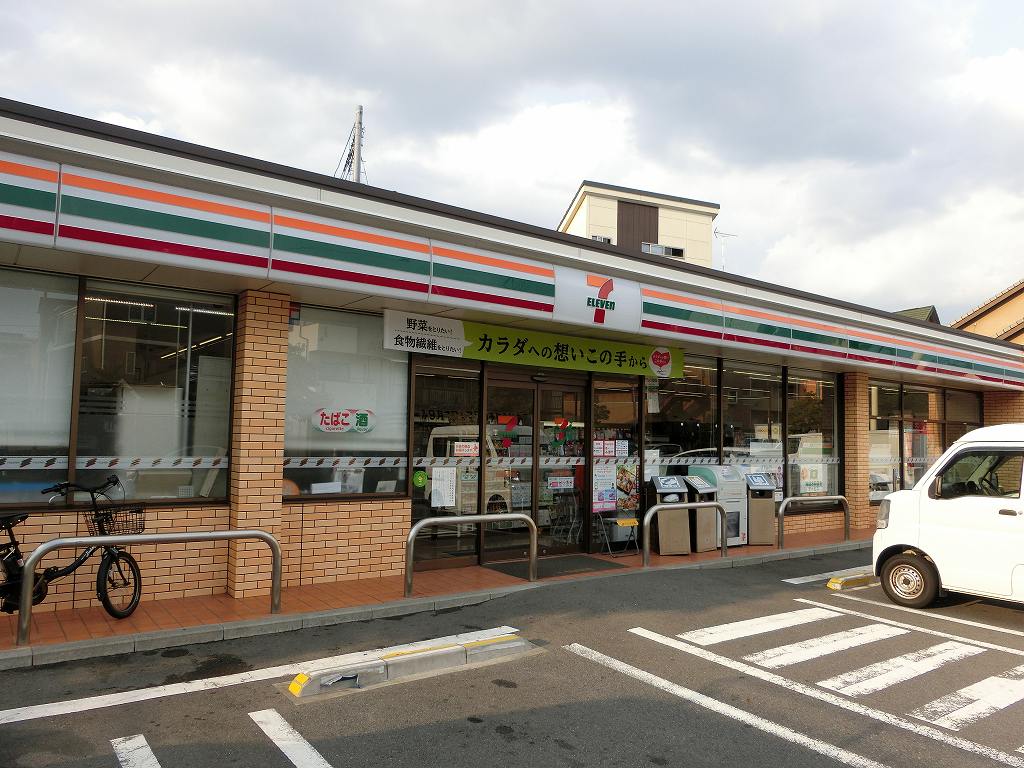 ロジェ高井戸　弐番館 コンビニ
