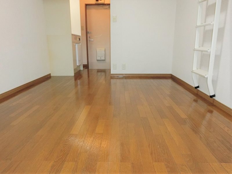 ファミールARAI リビング