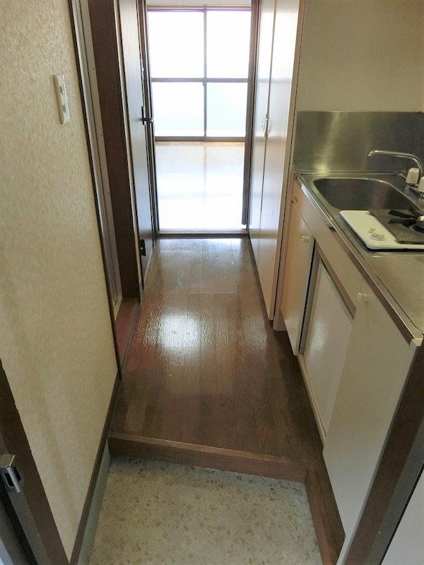 今川ミッドガーデンコーポ９ 玄関