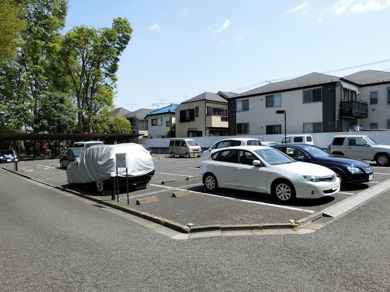 宮前ヴィレッジＣ棟 駐車場