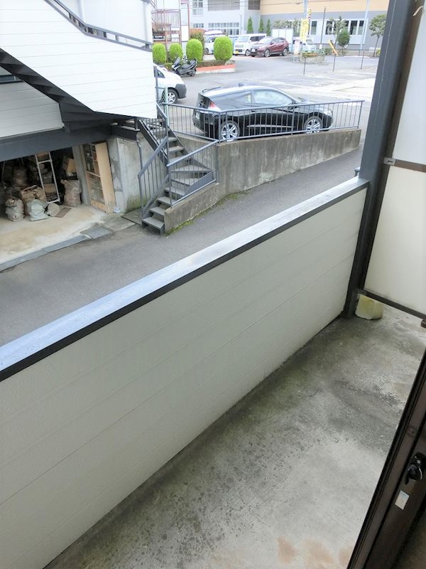 今川ミッドガーデンコーポ６ ベランダ