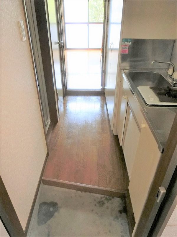 今川ミッドガーデンコーポ８ 玄関