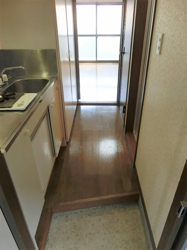 今川ミッドガーデンコーポ９ 玄関