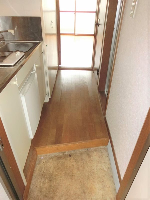 今川ミッドガーデンコーポ９ 玄関
