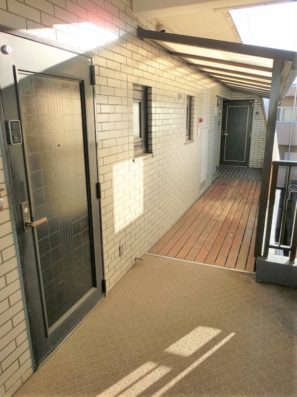 ロイヤルシティ西荻窪Ⅱ 玄関
