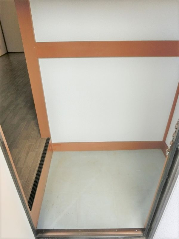 荻野コーポ 玄関