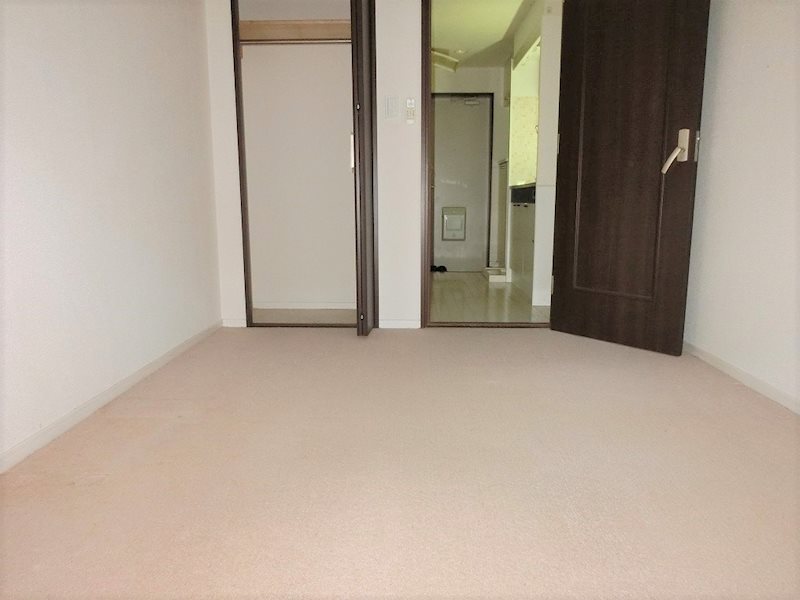 スプリングハウス ベッドルーム