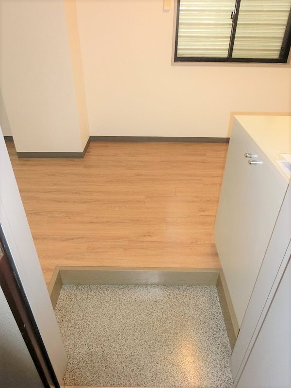 ブランニューウェイヴ 玄関