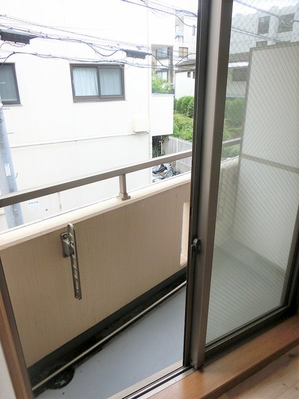 天野ビル ベランダ
