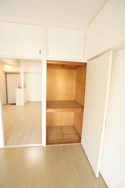 三栄マンション 収納
