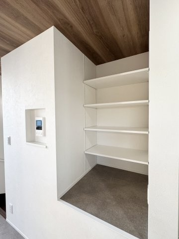 CS GARDEN 吉祥寺 収納