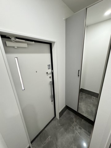 CS GARDEN 吉祥寺 玄関