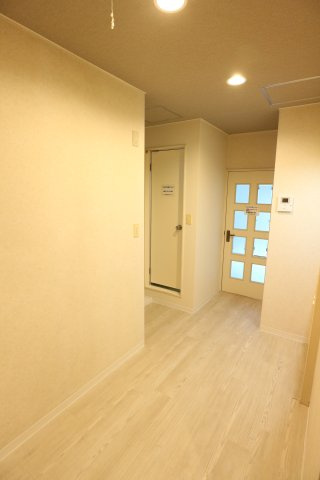 モンピア 内装