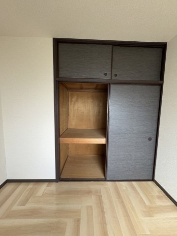 マルイ荘 収納