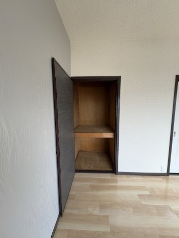マルイ荘 収納