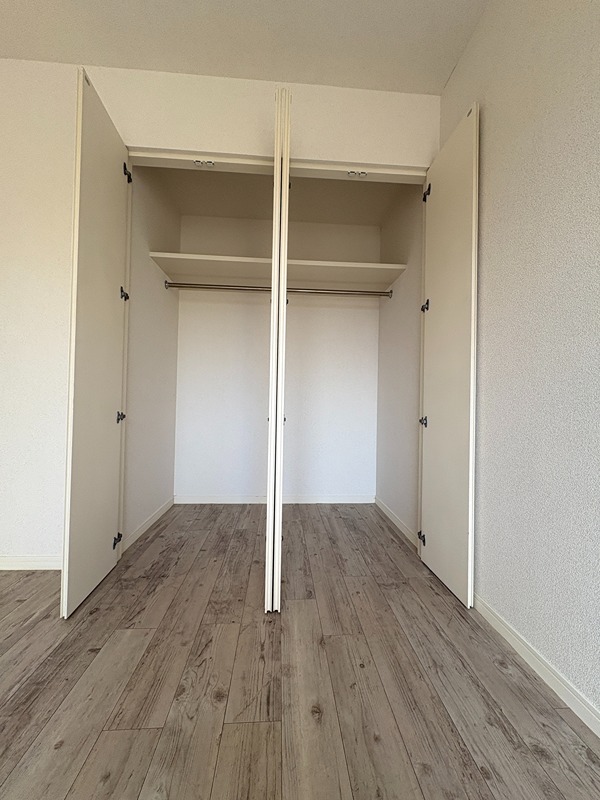 クレスト久米川 収納