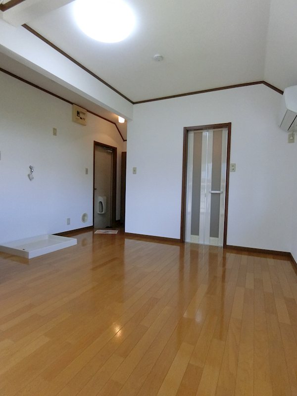 GOHN HAUS 内装