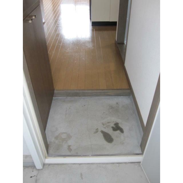 グランドール大森 玄関