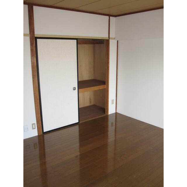 サンハイツ 収納