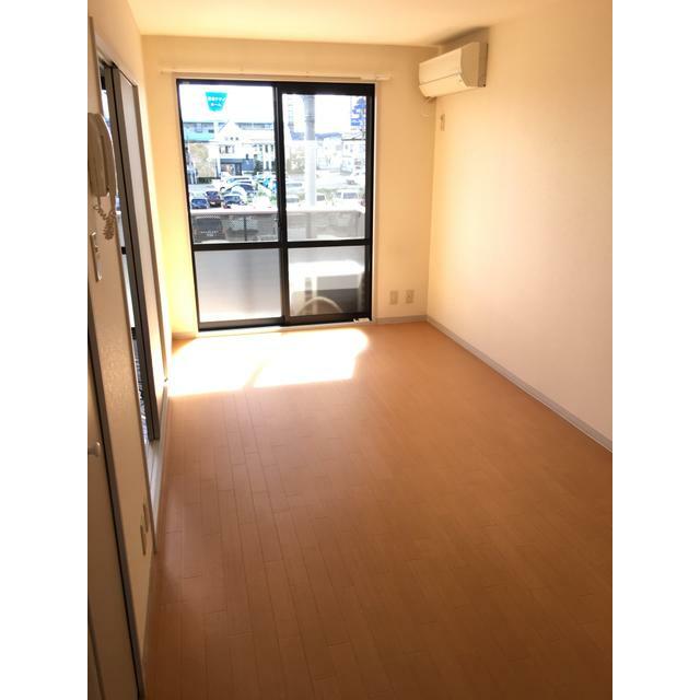 フォレスタ八木田 リビング
