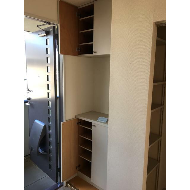 フォレスタ八木田 玄関