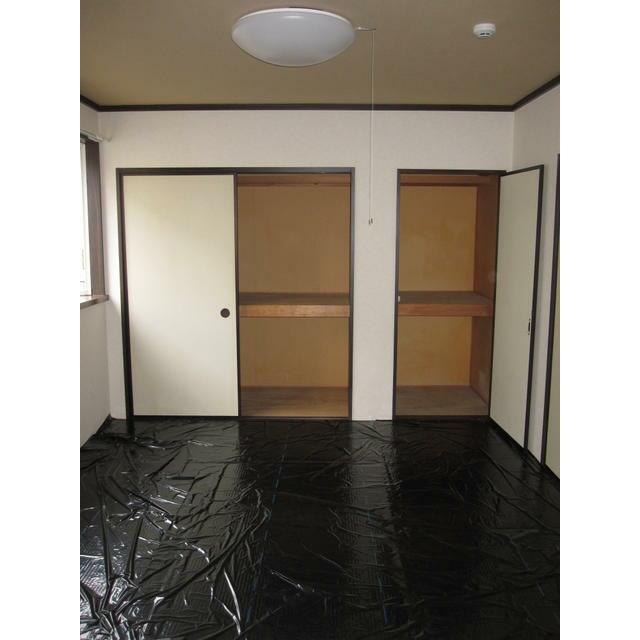 ラポール西中央 収納