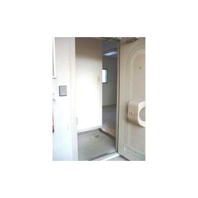 メゾン道場 玄関