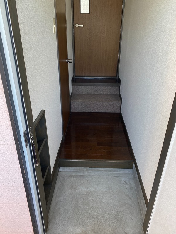 ハイム静観 玄関
