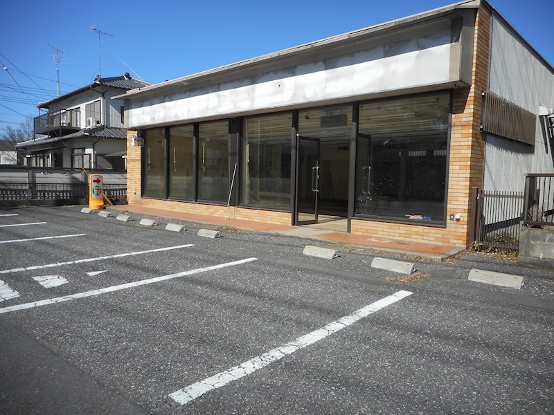 鎌形貸店舗・事務所 外観