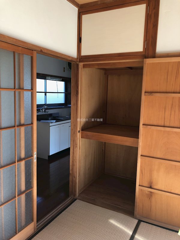 大塚2K貸家 収納
