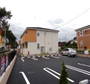 ヴィラ　フローラ 駐車場