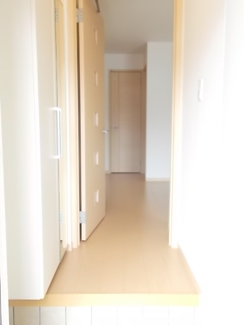 ウイステリアⅡ　Ａ 玄関
