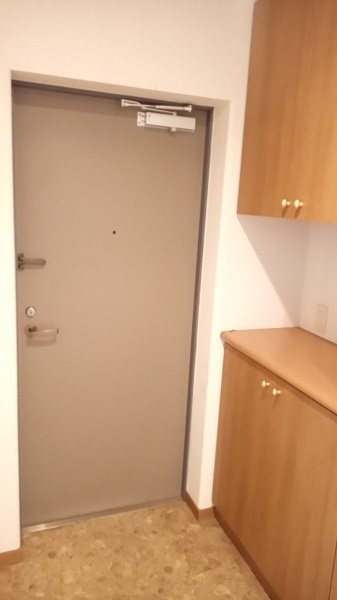 オーベル牧の原1号棟 玄関
