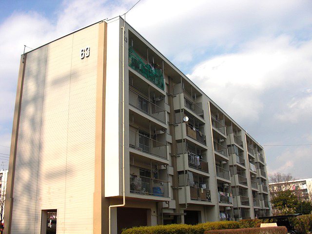 平尾住宅63号棟 外観