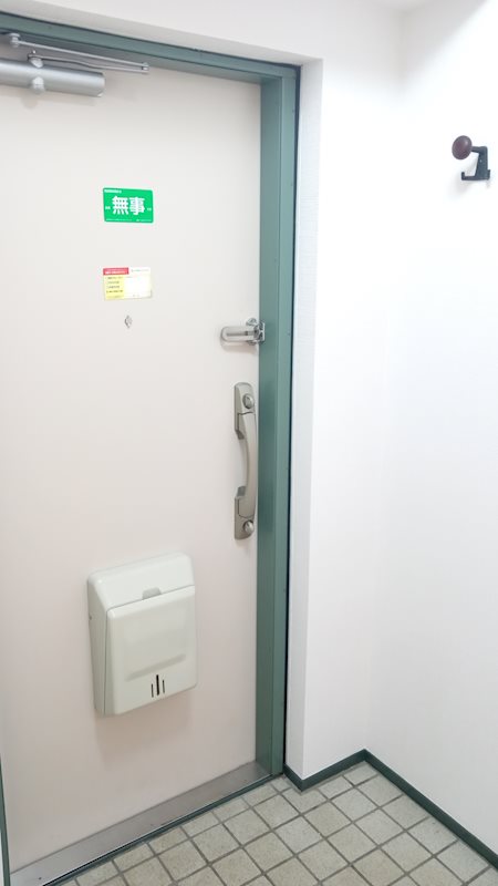 内野南第２団地２２号棟 玄関