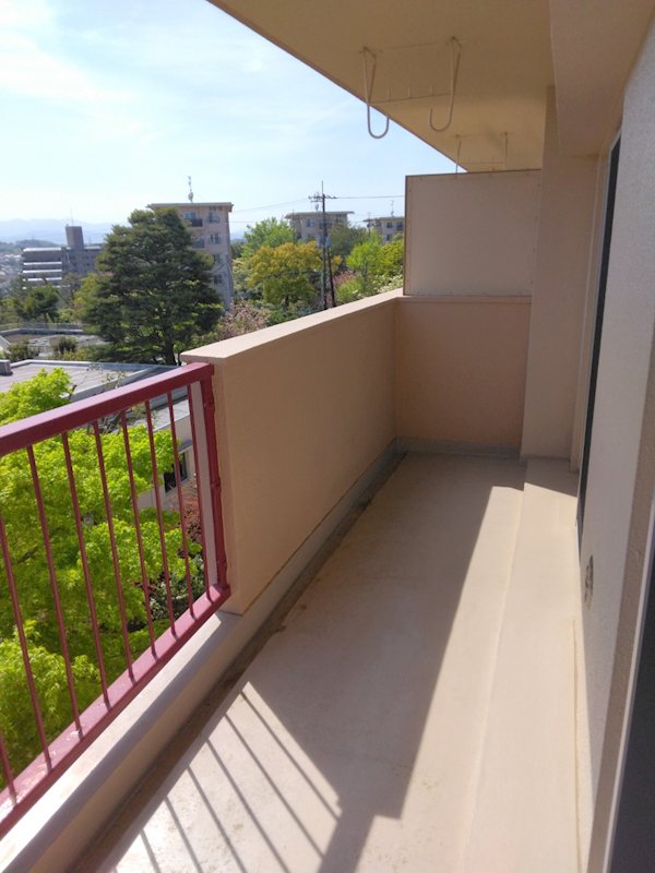 鶴川6丁目団地　8-12号棟 ベランダ