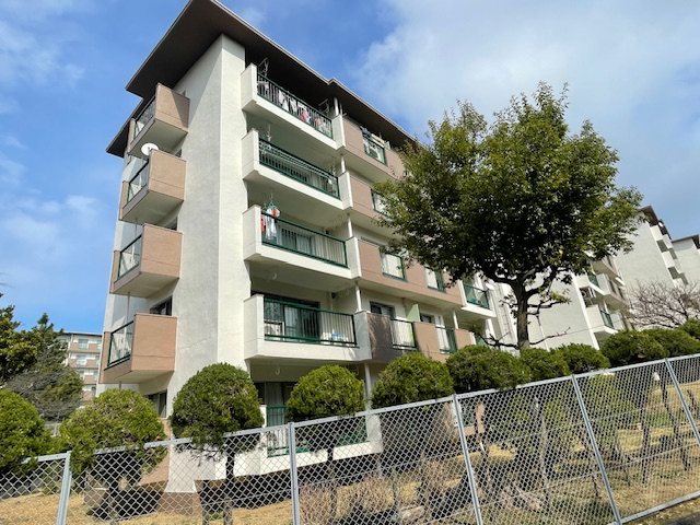 笹下台団地　9-16号棟 外観