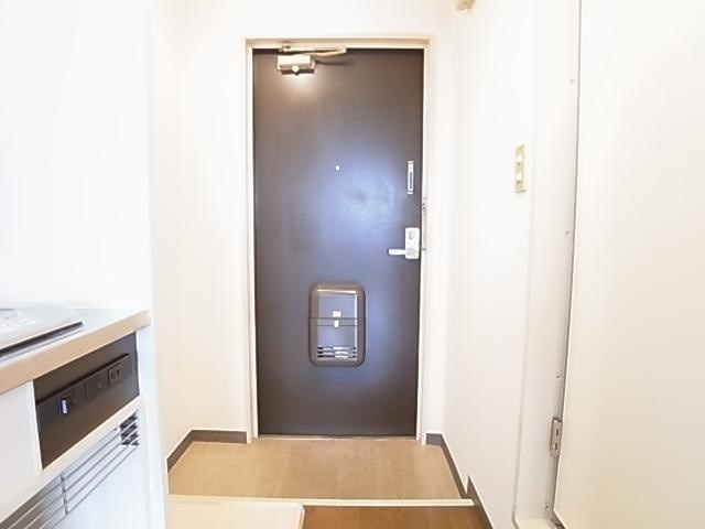 リバーサイド千住大橋 玄関