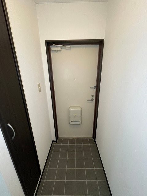 長居中央ビル 玄関