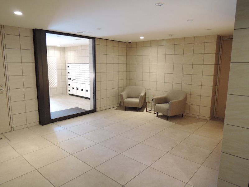 グランスイート鴨川 玄関