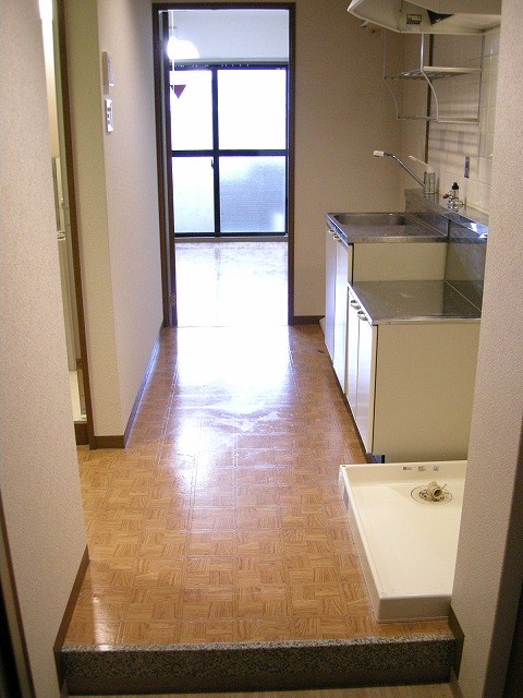 グランコスモ鴨川 玄関
