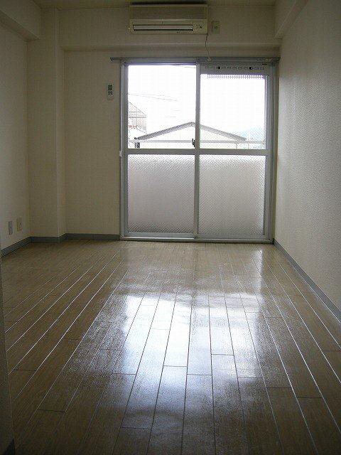 グリーンヒル北大路 リビング