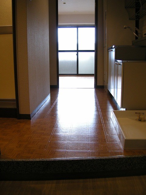 グランコスモ鴨川 玄関