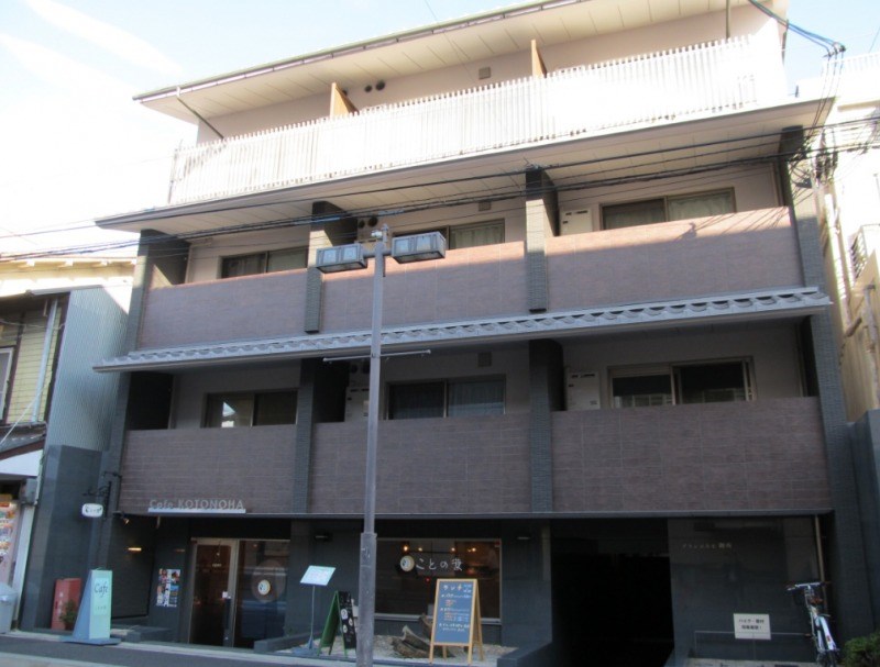 グランコスモ御所 403号室 外観