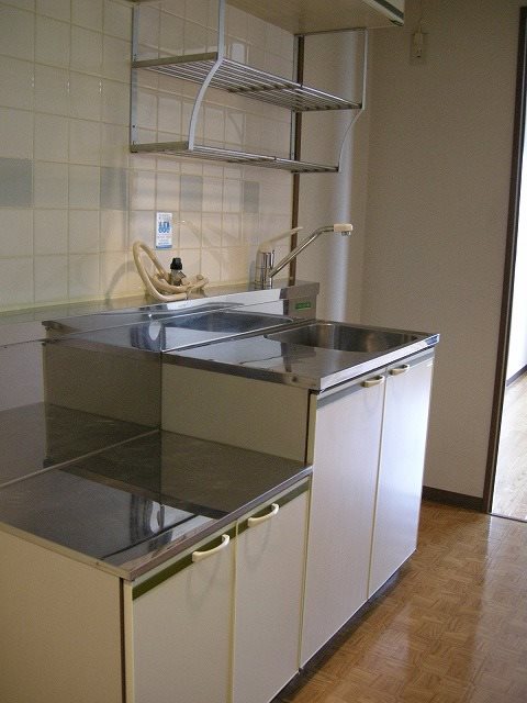 グランコスモ鴨川 キッチン