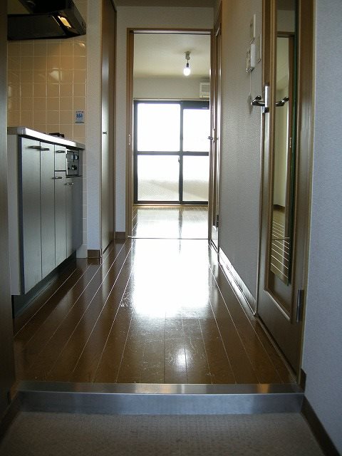 グランコスモ出町柳II 玄関