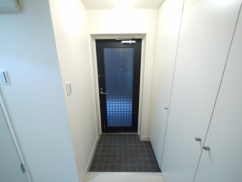 グラッドストーンズ蔵 玄関