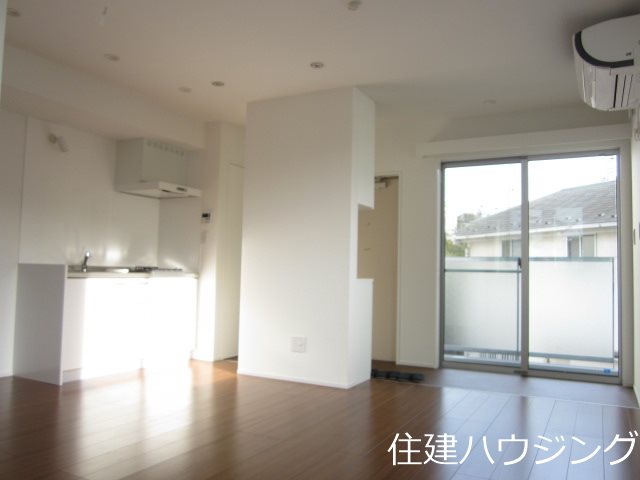 茜荘 リビング