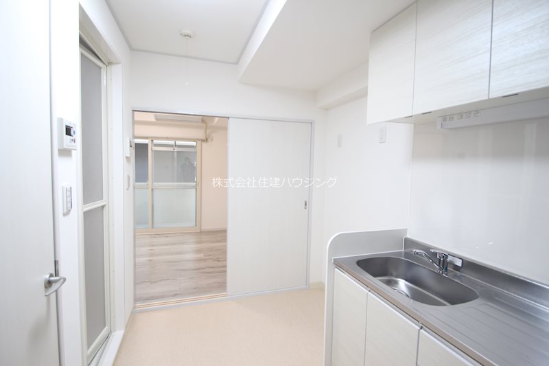 YKプラザ中野 ベッドルーム